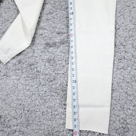 Levi's Premium 501 Original Straight Jeans Size 26 x 32 White High Rise Raw Hem - Picture 9 of 10